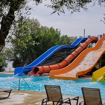 Atlantica Eleon Grand تراغاكي